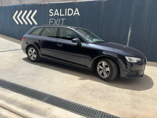 AUDI A4 Avant 2.0 TDI ultra S tron